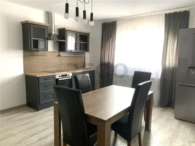 RECO Apartament cu 3 camere de inchiriat, la casa, cu 2 balcoane si priveliste superba 600 â‚¬/luna - Oradea