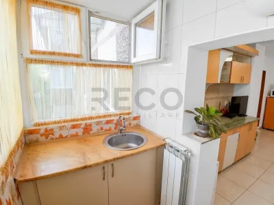 RECO Apartament cu 3 camere decomandat zona Decebal - foto 4