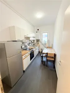 Apartamment 2 camere | Decomandat Et.2 | Bloc 2020 , 55 mp - Zona Buziasului - foto 6