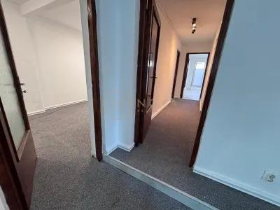 Vila individuala de vanzare cu 7 camere - zona Banu Manta Ion Mihalache - foto 14