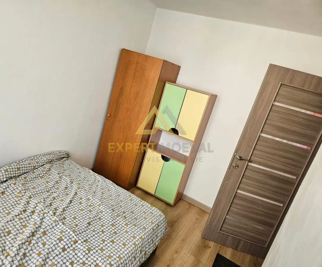 Apartament de închiriat cu 3 dormitoare Regele Mihai - foto 2