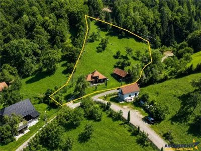 FILM! Casa traditionala pe domeniu de 4.300mp teren, Bran - Simon, Brasov - foto 3