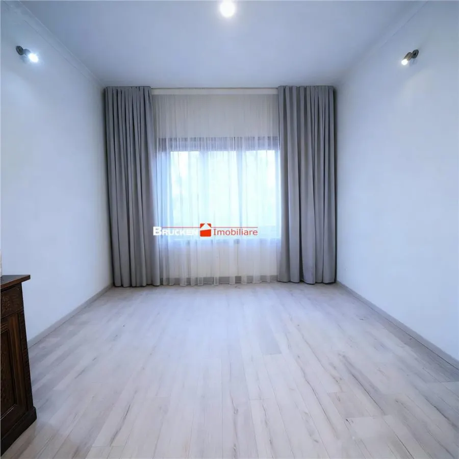 Spatiu de inchiriat in zona ultracentrala – ideal pentru birouri, cabinete sau activitati de servicii - foto 2