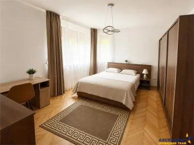 Pet friendly! Refugiu urban, 20 mp gradina privata, 2 camere, 65 mp, regim vila, Dealul Cetatii, Brasov - foto 4