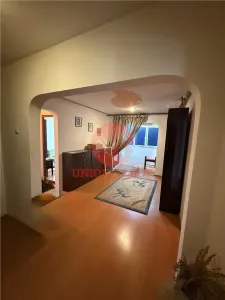 Apartament 4 Camere Decomandat Zona Inel II - Constanta