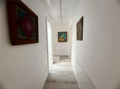 VILA EXCLUSIVISTA 4 CAM VALEA ADANCA LAC EZARENI PRIMA INCHIRIERE - foto 18
