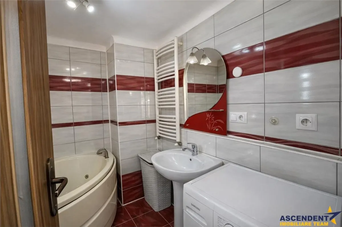 Casa eleganta, curte amenajata, garaj, Brancovenesti, Mures - foto 6
