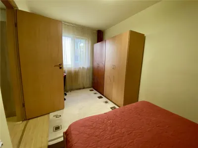 Girocului, apartament 2 camere, etaj 1, bloc izolat - Timisoara