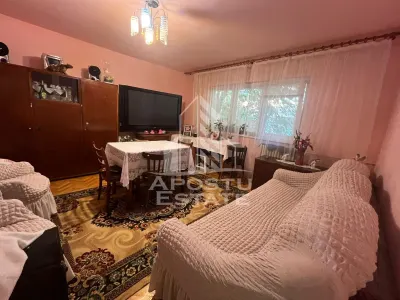 Apartament cu 3 camere, 2 bai, decomandat, parter inalt,zona Girocului - foto 4