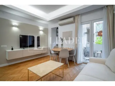Apartament renovat Ultracentral | Armeneasca | Str. Paleologu || 2 camere + camera birou - foto 3