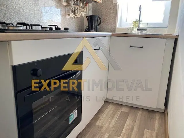 Apartament 2 camere complet mobilat de vanzare Str. Victoriei - foto 13