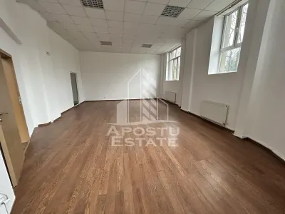 Spatiu comerciall 222 m, de inchiriat, Baile Neptun, Timisoara. - Timisoara