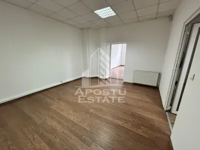 Spatiu comerciall 222 m, de inchiriat, Baile Neptun, Timisoara. - foto 8