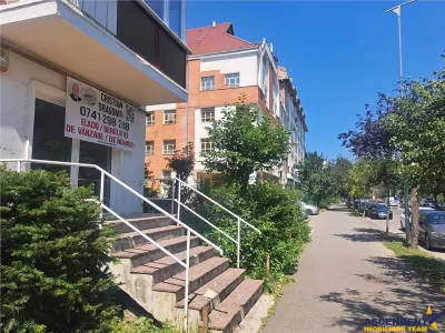 De inchiriat: Spatiu comercial aflat in zona centrala, Sfantu Gheorghe - Sfantu Gheorghe