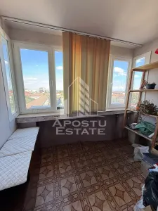 Apartament de vanzare cu 3 camere, 2 bai, 2 balcoane, zona Soarelui - foto 11