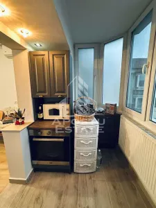 Apartament de vanzare cu 3 camere, decomandat, centrala, Bucovina - foto 9