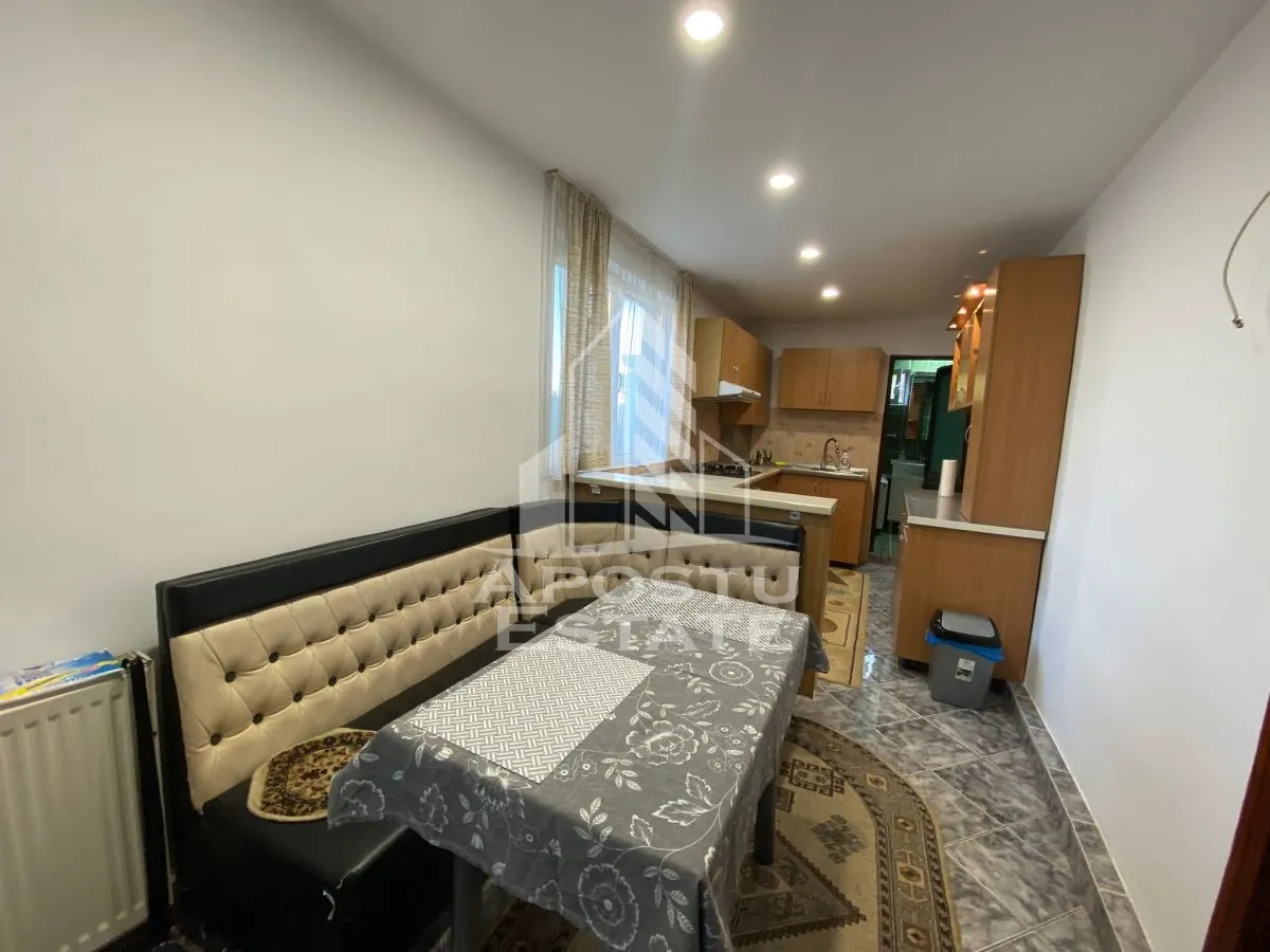Casa P+1 cu 2 apartamente - pozitie excelenta pe Aleea Ghirodei - foto 7