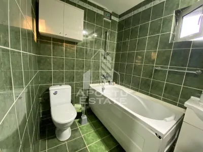 Casa P+1 cu 2 apartamente - pozitie excelenta pe Aleea Ghirodei - foto 9