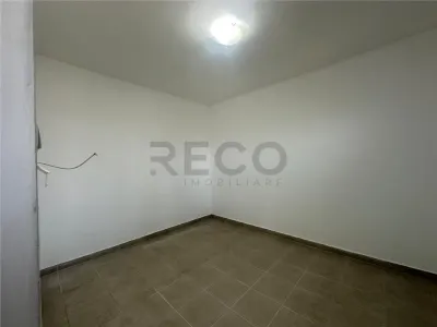 RECO Apartament renovat la etajul  2 - foto 5