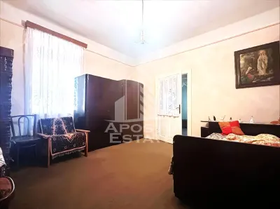 Casa de vanzare in Zimandu Nou - Zimandu Nou