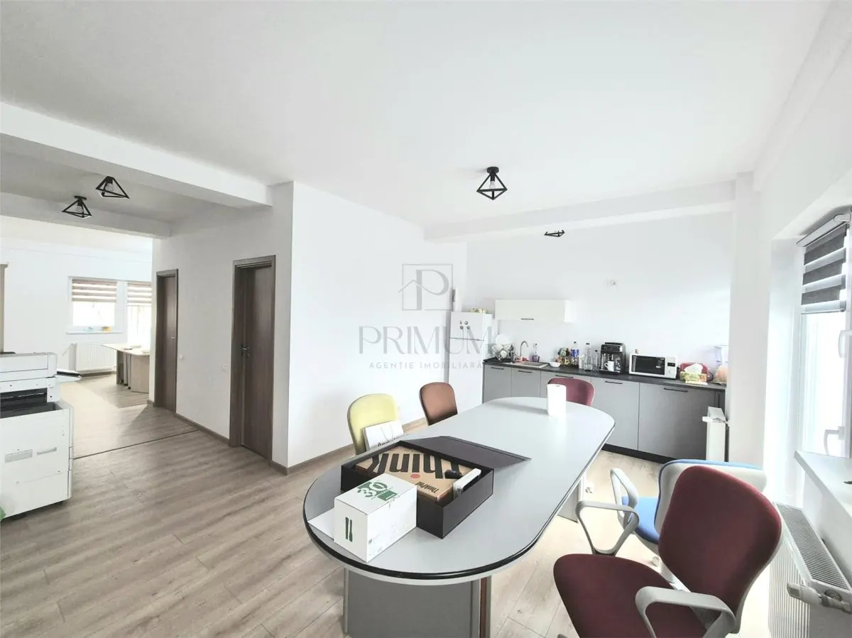 Spatiu birouri 4 camere cladire noua  etaj 2 - Complexul Studentesc - foto 1