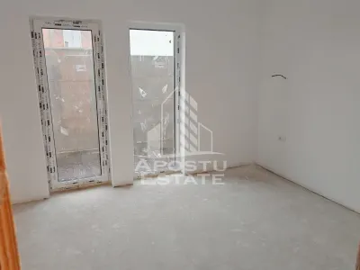 Duplex la cheie,despartit,4 camere Giarmata Mare - foto 12