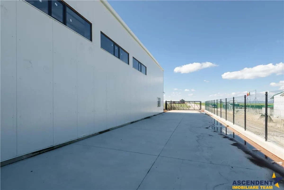 Hala moderna +3.000mp curte, conditii optime, exterior Brasov - foto 13