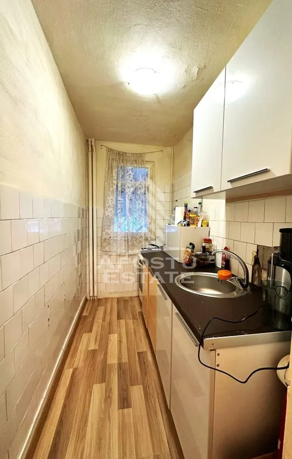 Apartament cu 3 camere, de vanzare, in zona Fortuna, Arad. - foto 6