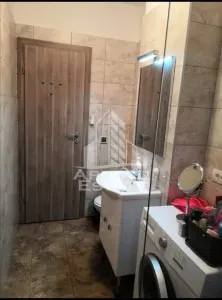 Apartament cu 2 camere de vanzare,Loc de parcare , Dumbravita - foto 5