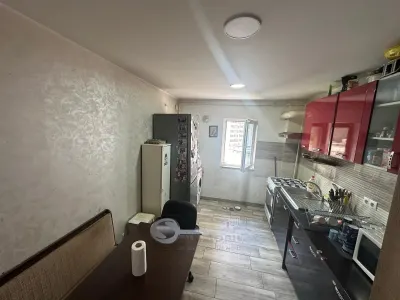 Apartament 4 camere decomandat, 101 mp, etaj intermediar – Nicolina, Iași - Iasi