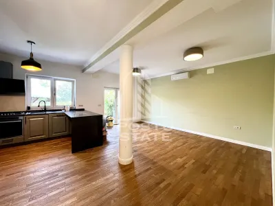 Jumatate de duplex de inchiriat, zona Eso, Giroc - foto 2