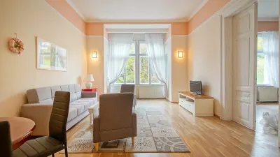 Apartament cu 3 camere de inchiriat Ultracentral! - Brasov