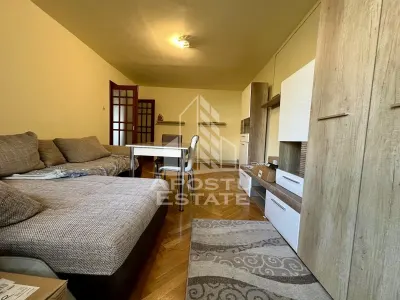 Apartament cu 3 camere de vanzare, centrala, zona Soarelui, Timisoara - Timisoara