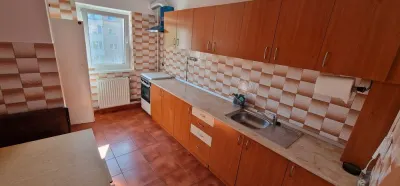 Apartament decomandat cu 4 camere de inchiriat – Calea București, Brașov - Brasov