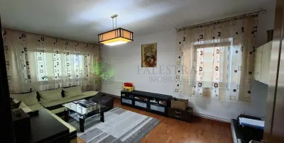 Apartament 3 camere Scriitorilor decomandat, etaj intermediar,165000 Euro - Brasov