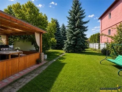 Casa familiala,790mp teren,5+dormitoare, livada,2 garaje,panouri 8 kW, Tarnaveni - foto 14