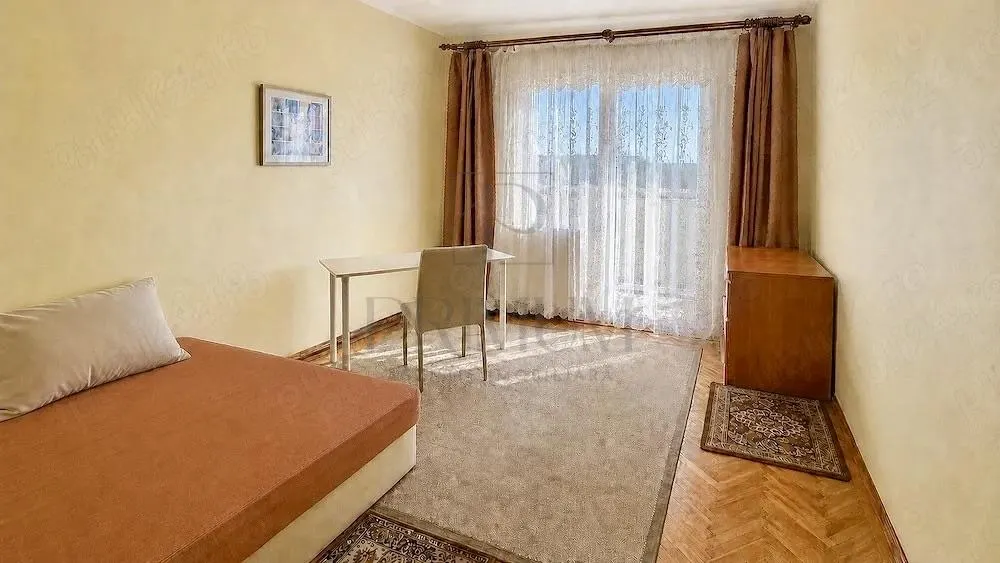 Apartament 3 camere decomandat | Complex Studentesc â€“ Sala Olimpia | Centrala proprie - foto 1