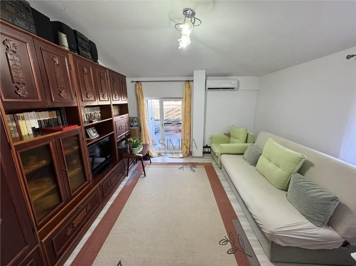 Apartament cu 2 camere si terasa, zona Decebal - foto 1