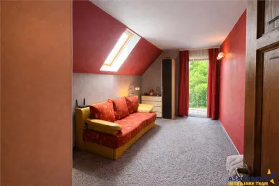 Casa nordica luminoasa, gata de mutat, garaj cald,spatiu de poveste la mansarda,in Santana de Mures - foto 13