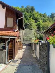 Casa individuala 5 camere 4 bai garaj pivnita si panouri solare in Cisnadioara - foto 20