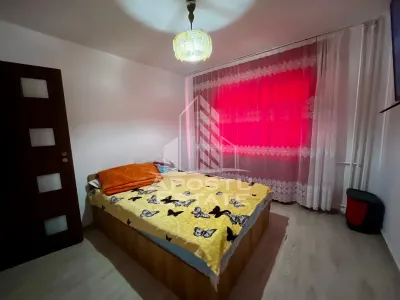 Apartament 3 camere,etaj 3,zona UMT - foto 12