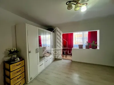 Apartament 3 camere,etaj 3,zona UMT - foto 7