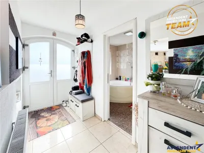 Casa primitoare si apreciabila, areal cu liniste, gradina frumoasa, Sancraiu,Szalomer Covasna - foto 23