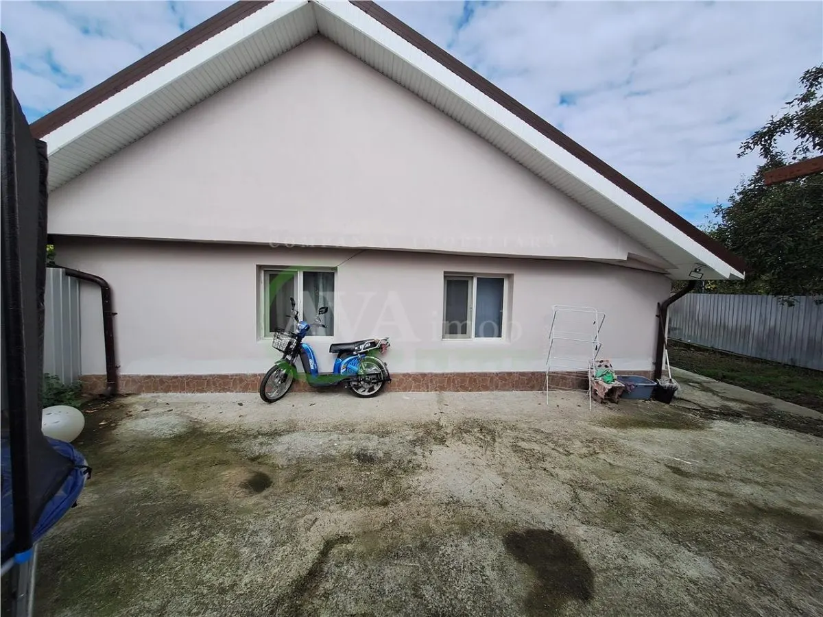 Proprietate ideala pentru familie extinsa sau investitie – Serbanesti, Bacau - foto 1