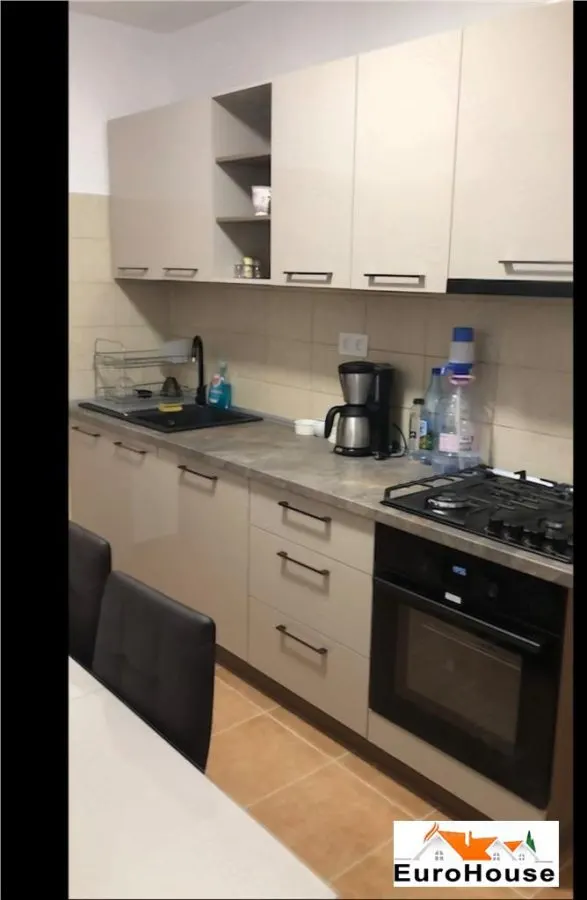 APARTAMENT 3 CAMERE DE INCHIRIAT | CENTRU | 81 MP | PARCARE PRIVATĂ - foto 4