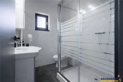 Rezidential/ Hotelier,eleganta discreta,energie verde,1.000mp teren,Tohanita ,Brasov. - foto 13