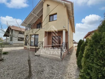 Casa spatioasa 320 mp, teren 1207 mp, central in Pesac - foto 2