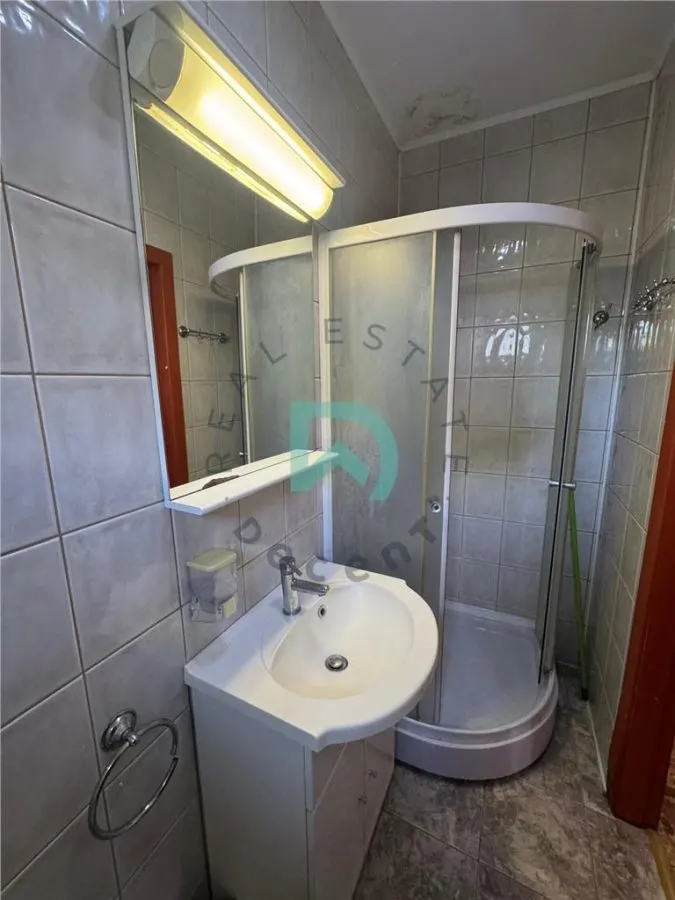 Garsoniera in casa De Mijloc, Brasov. - foto 22