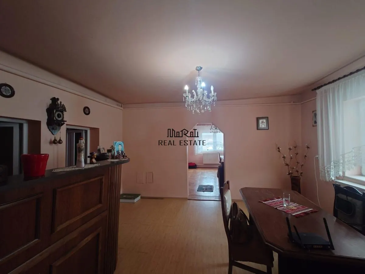 Casa si Teren Brad la drum european - foto 12