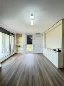 Apartament 3 camere deosebit mobilat si utilat modern in bloc nou - Torontalului - foto 4